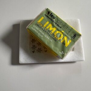 Marble Soap Dish w/soap